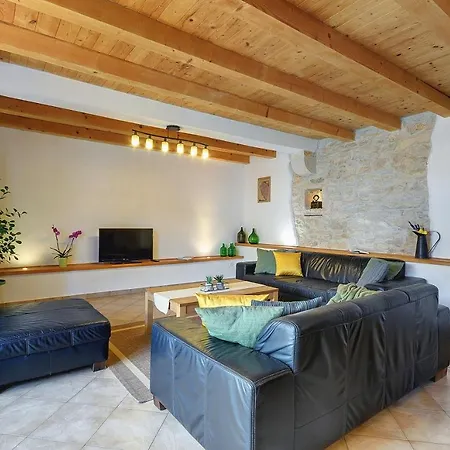 Katarina Holiday home *